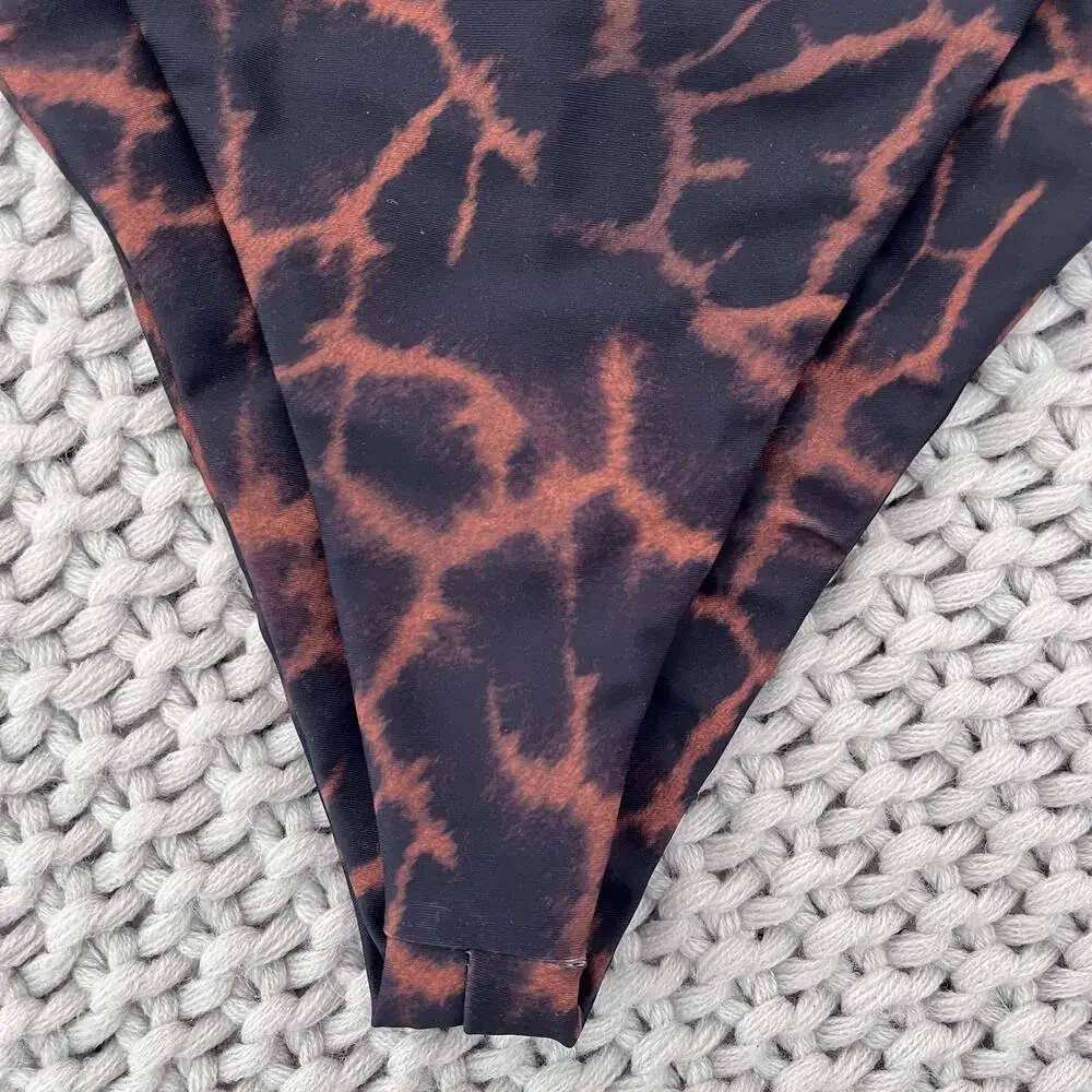 Skatie• ‘Melly’ Bikini Bottom in RAFA Giraffe